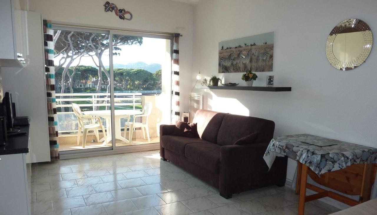Studio Residence Bona, Vue Hippodrome Et Mer, Clim Hyeres Bagian luar foto