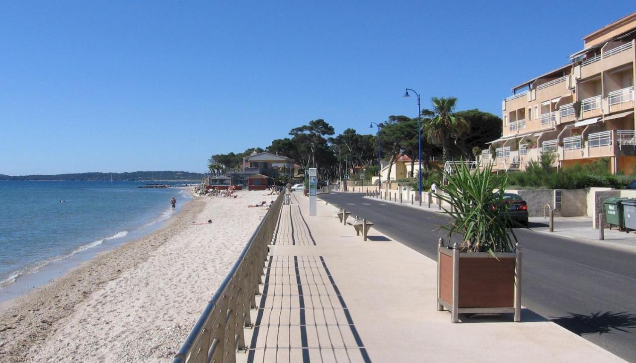 Studio Residence Bona, Vue Hippodrome Et Mer, Clim Hyeres Bagian luar foto
